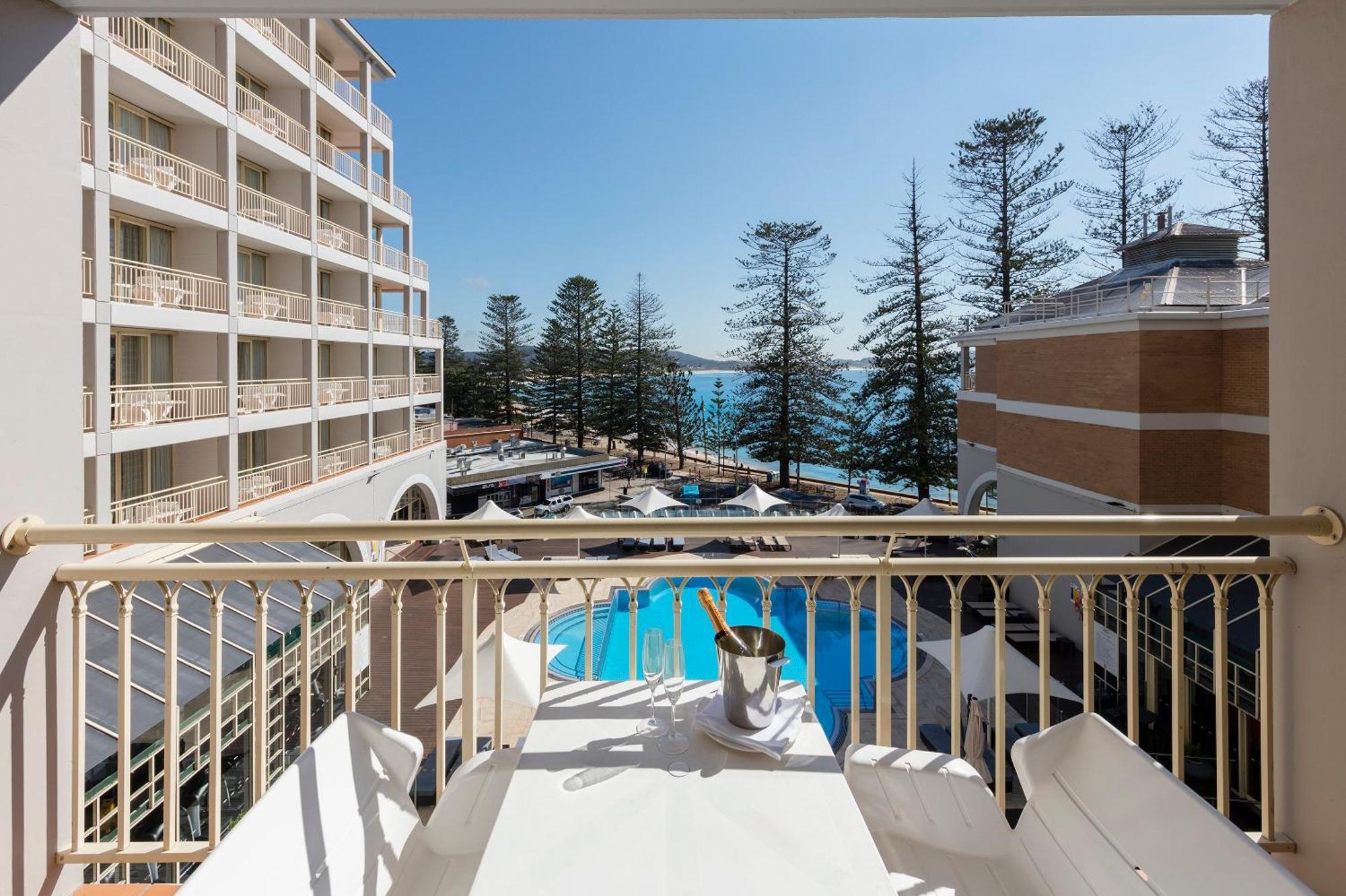 Hotel Crowne Plaza Terrigal Pacific By Ihg Esterno foto
